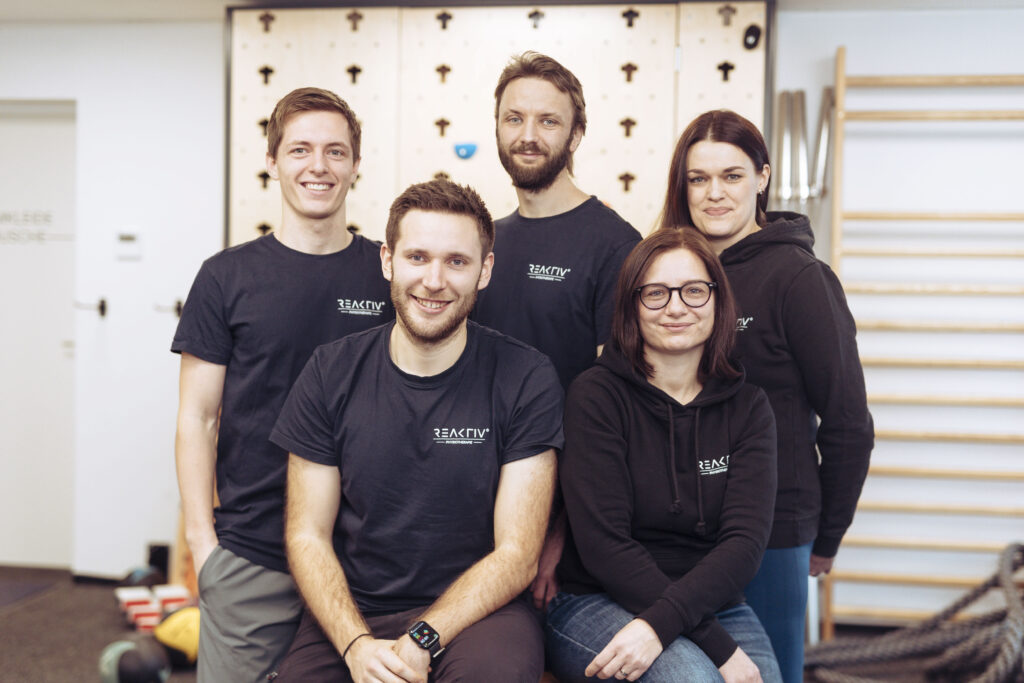 Teambild der Mitarbeiter reaktiv Physiotherapie Wunsiedel